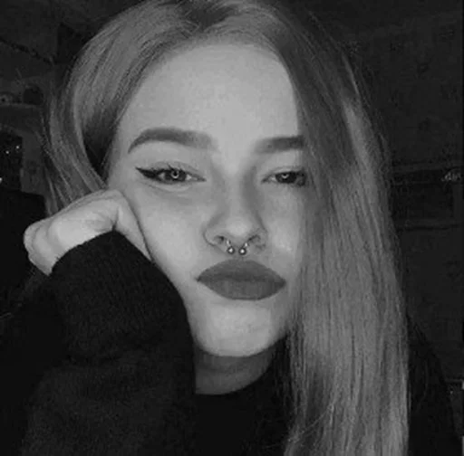 Стикер из набора ᴢʀᴀ для Телеграм: Статические ✨