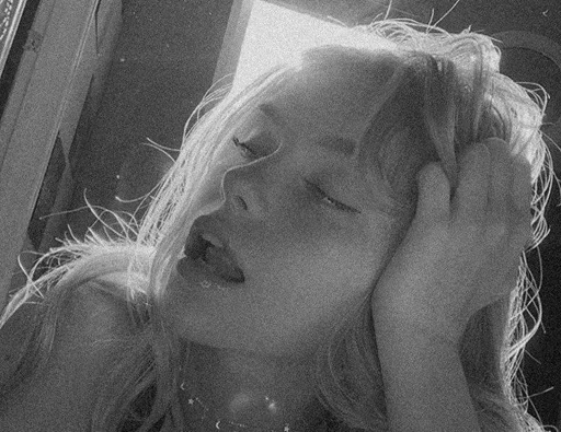 Стикер из набора ᴢʀᴀ для Телеграм: Статические ✨